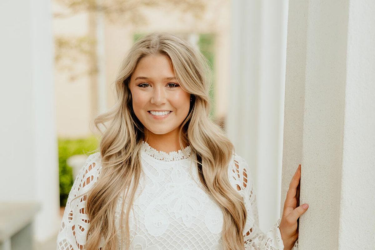 Caroline Overholt